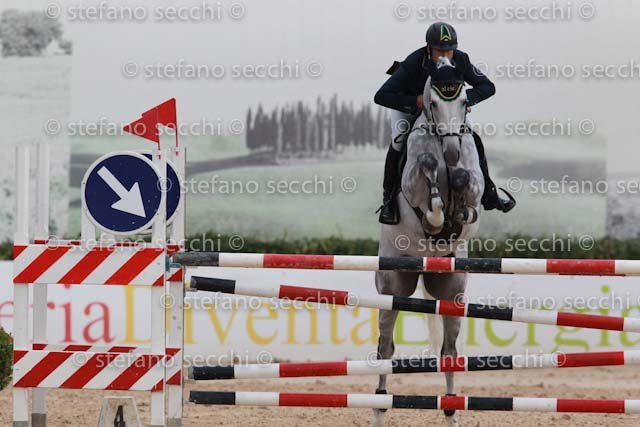 TONALI_LIMBO_GIO CAV 2011_SS3_9653.jpg